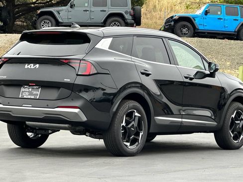 New 2026 Kia Sportage EX AWD/4WD image 4