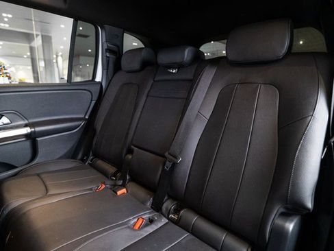 Certified 2021 Mercedes-Benz GLB 250 GLB 250 image 27