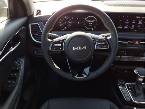 New 2026 Kia Seltos EX image 4