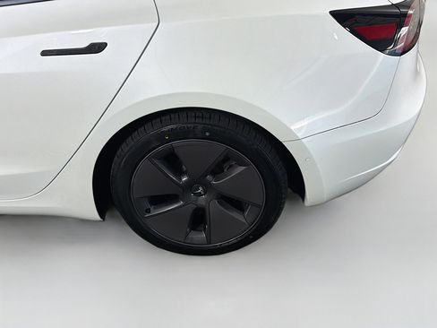 Used 2021 Tesla Model 3 Standard Range Plus RWD image 11