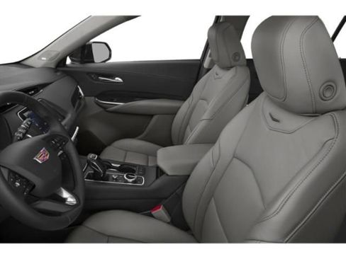 Used 2022 Cadillac XT4 Luxury image 9
