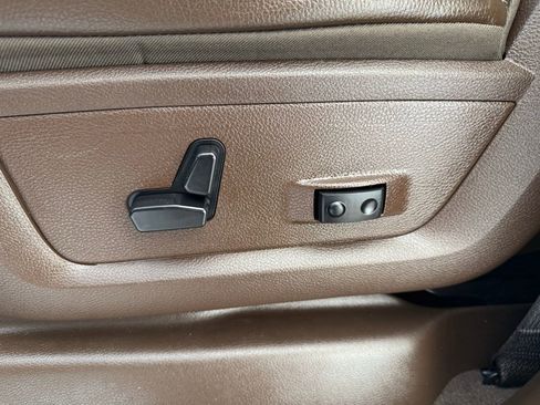 Used 2025 RAM 3500 Laramie image 30