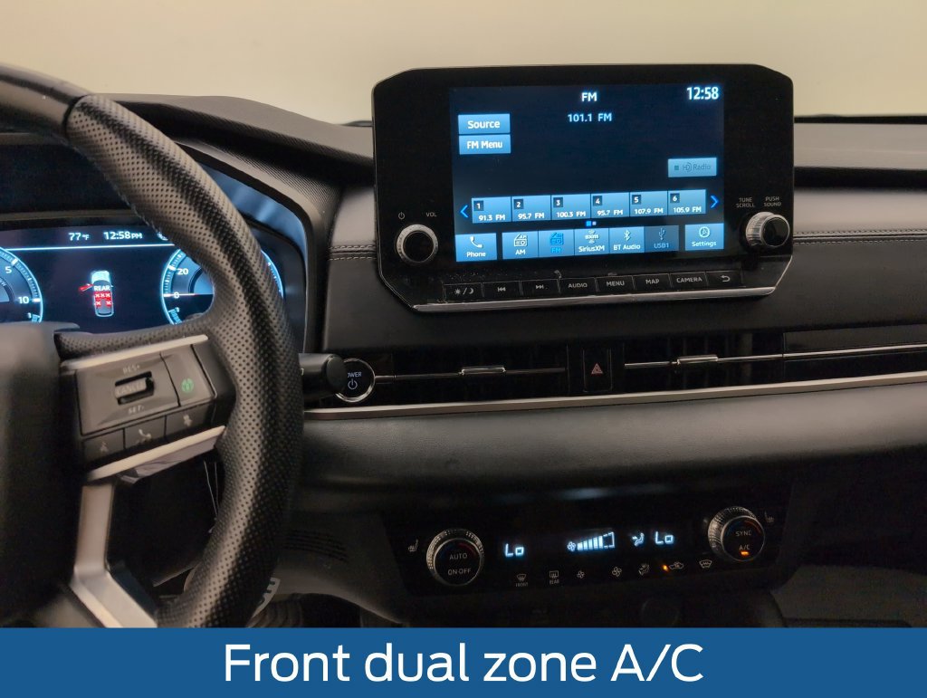 Used 2023 Mitsubishi Outlander 4WD Plug-In Hybrid image 18