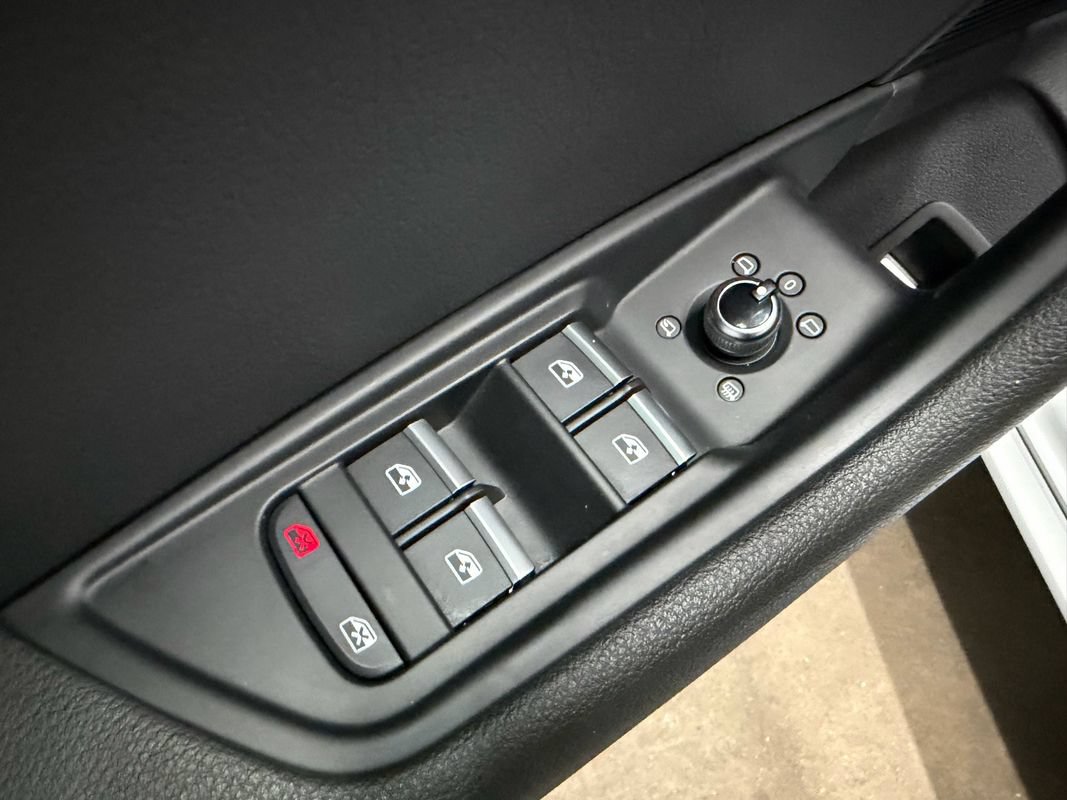 Used 2018 Audi A4 2.0T Premium Plus w/ Premium Plus Package AWD/4WD image 21