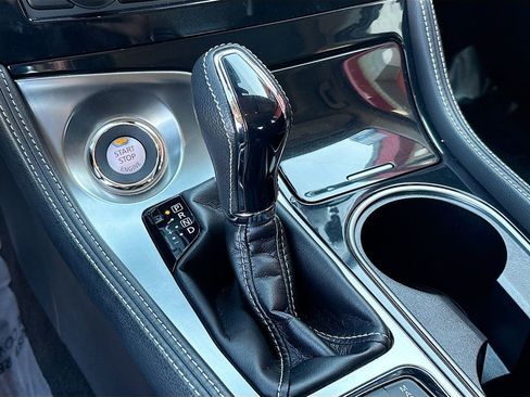 Used 2023 Nissan Maxima Platinum w/ Sport Mat Group FWD image 17