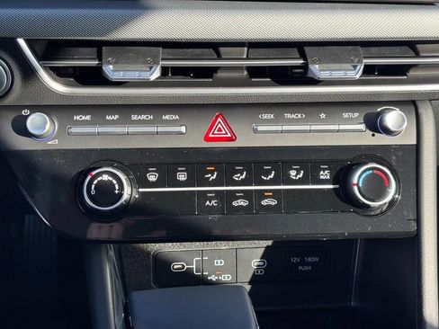 Used 2026 Hyundai Sonata SE FWD image 17