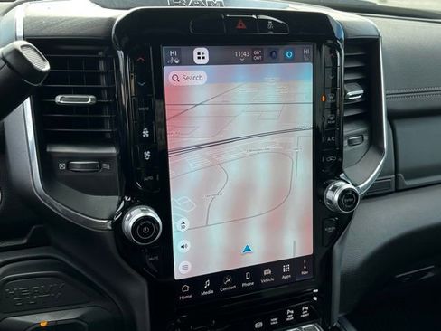 Used 2025 RAM 2500 Laramie image 27