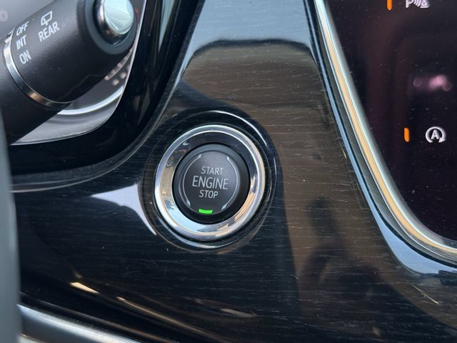 Used 2024 Cadillac XT6 Premium Luxury FWD image 22
