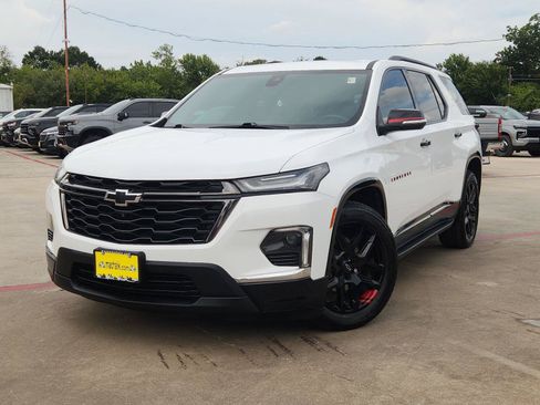 Certified 2022 Chevrolet Traverse Premier w/ Redline Edition AWD/4WD image 1