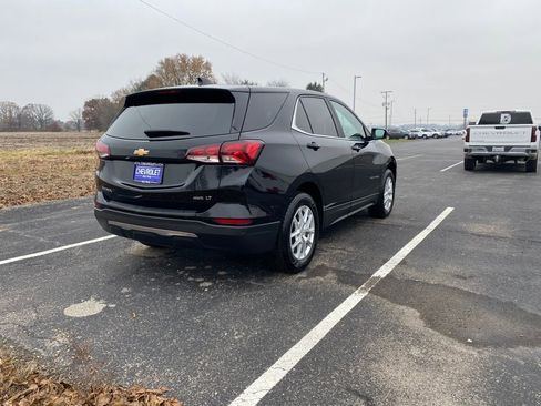 Used 2023 Chevrolet Equinox LT w/ Driver Convenience Package image 7