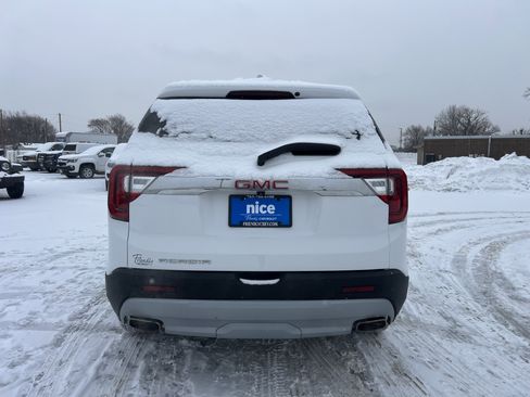 Certified 2023 GMC Acadia SLE image 6