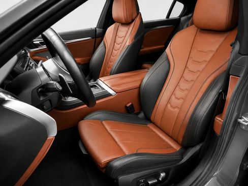 Used 2022 BMW M850i Gran Coupe xDrive AWD/4WD image 10