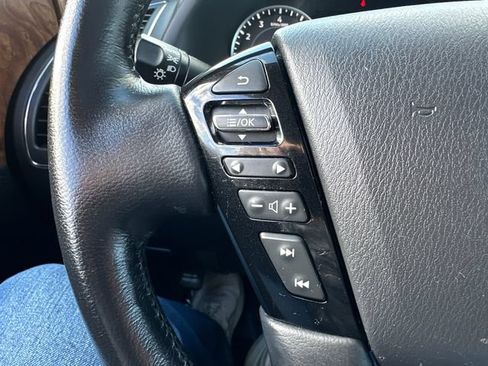 Used 2024 Nissan Armada SL AWD/4WD image 44