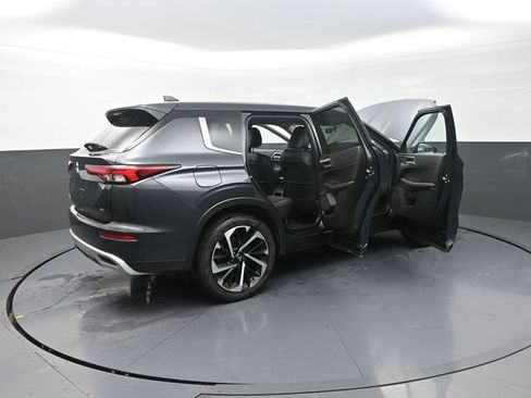 Used 2024 Mitsubishi Outlander SE Black Edition AWD/4WD image 44