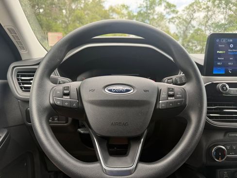 Used 2025 Ford Escape Active FWD image 21