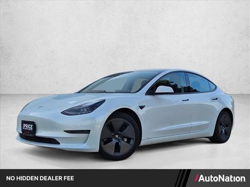 Used 2023 Tesla Model 3 Standard Range RWD image 1