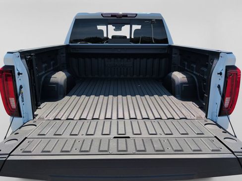 New 2026 GMC Sierra 1500 AT4 w/ AT4 Premium Package AWD/4WD image 43