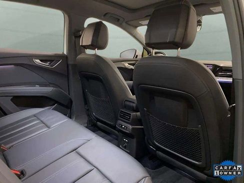 Used 2024 Audi Q4 e-tron Premium Plus image 23