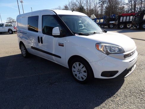 Used 2019 RAM ProMaster City Tradesman SLT image 8