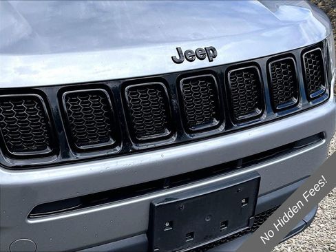 Used 2018 Jeep Compass Latitude w/ Popular Equipment Group AWD/4WD image 25