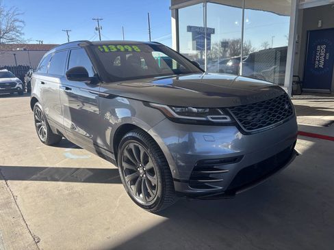 Used 2019 Land Rover Range Rover Velar R-Dynamic SE image 2