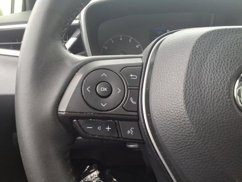 Used 2024 Toyota Corolla SE w/ SE Package FWD image 25