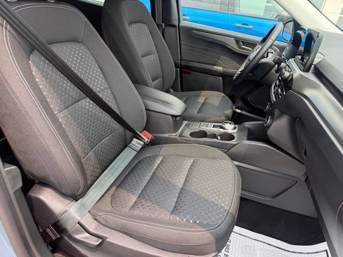 Used 2026 Ford Escape Active w/ Cold Weather Package AWD/4WD image 16