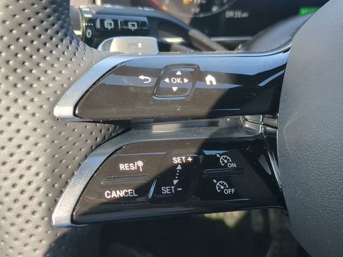 New 2025 Mercedes-Benz GLC 350e 4MATIC image 13