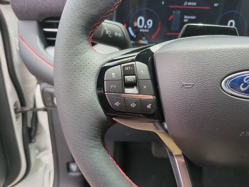 New 2026 Ford Explorer ST-Line image 28