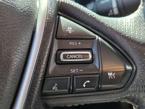 Used 2016 Nissan Maxima Platinum w/ Interior Lighting Package image 33