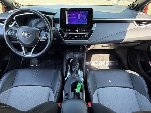 Used 2025 Toyota Corolla XSE FWD image 15