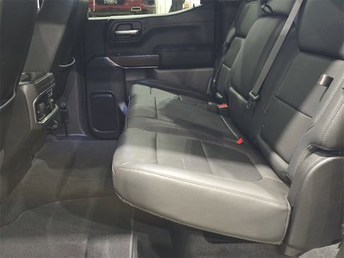 Used 2019 GMC Sierra 1500 SLT image 15