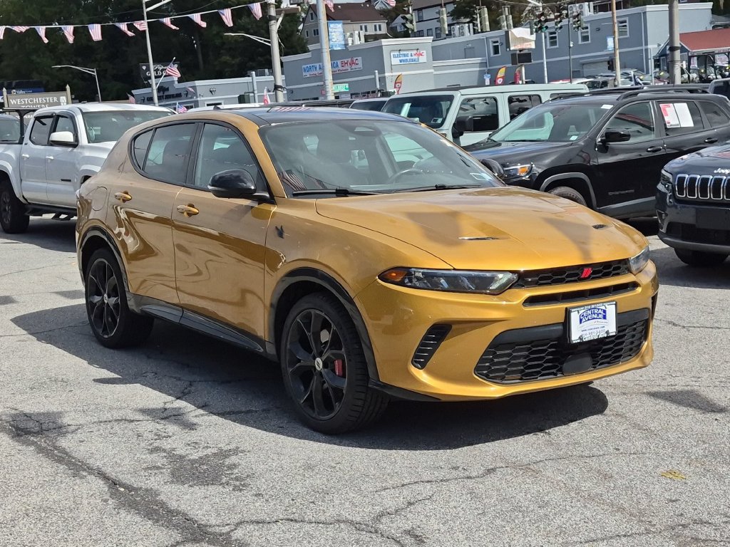 Used 2024 Dodge Hornet R/T Plus AWD/4WD image 3