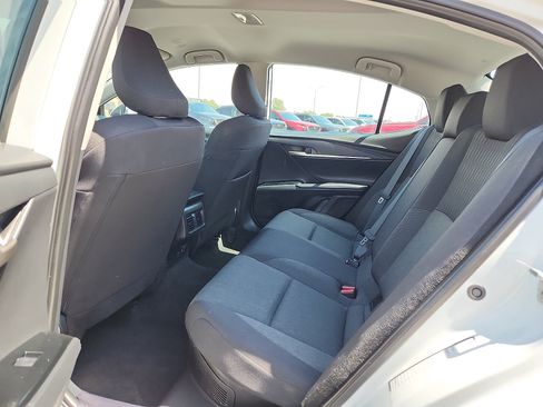 Used 2025 Toyota Camry LE FWD image 12