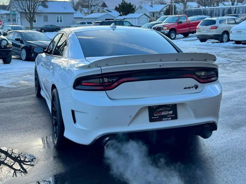 Used 2016 Dodge Charger SRT Hellcat w/ Harman/Kardon Audio Group image 9