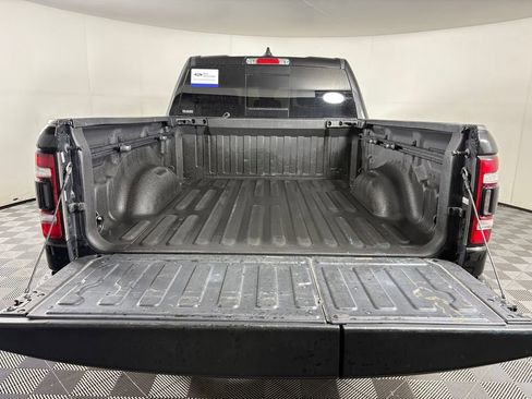 Used 2020 RAM 1500 Limited w/ Black Appearance Package AWD/4WD image 30