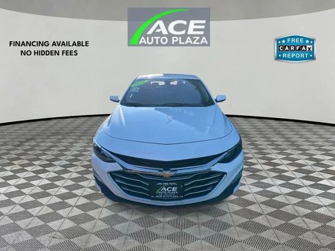 Used 2022 Chevrolet Malibu LT image 3
