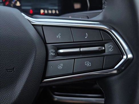 New 2026 Chevrolet Equinox LT image 13