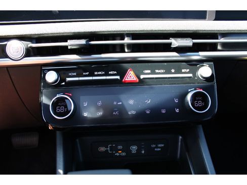 Used 2025 Hyundai Santa Cruz Limited image 29