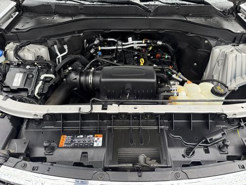 Used 2023 Ford Explorer XLT w/ Equipment Group 202A image 20