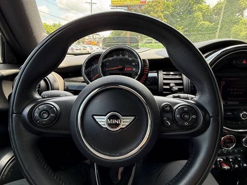 Used 2014 MINI Cooper S FWD image 15