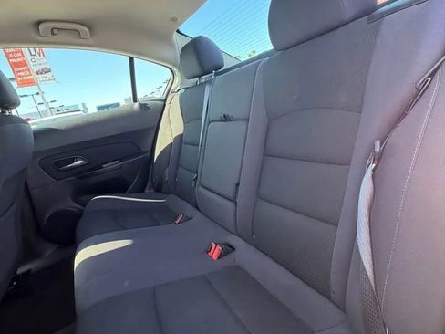 Used 2014 Chevrolet Cruze LT FWD image 8