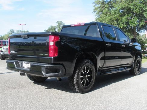 Used 2022 Chevrolet Silverado 1500 Custom AWD/4WD image 7