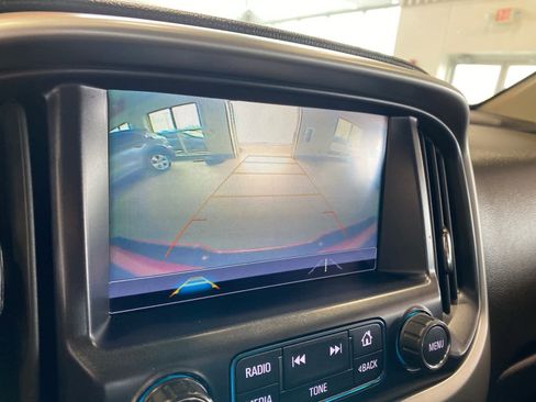 Used 2018 Chevrolet Colorado LT w/ LT Convenience Package image 21