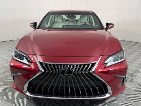 Certified 2025 Lexus ES 300h w/ Premium Package image 11