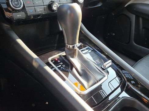 Used 2022 Jeep Compass Limited w/ Sun and Sound Group image 25