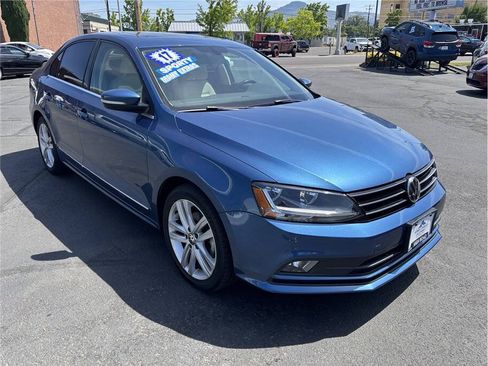 Used 2017 Volkswagen Jetta SEL FWD image 7