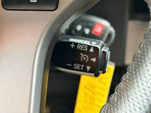 Used 2017 Toyota Tacoma SR5 w/ Tow Package AWD/4WD image 33