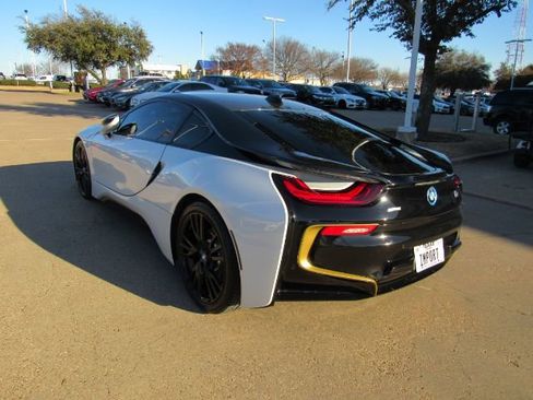 Used 2014 BMW i8 image 10