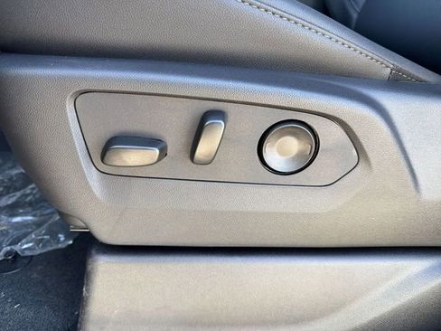 New 2026 Chevrolet Silverado 1500 LTZ w/ LTZ Premium Package image 13